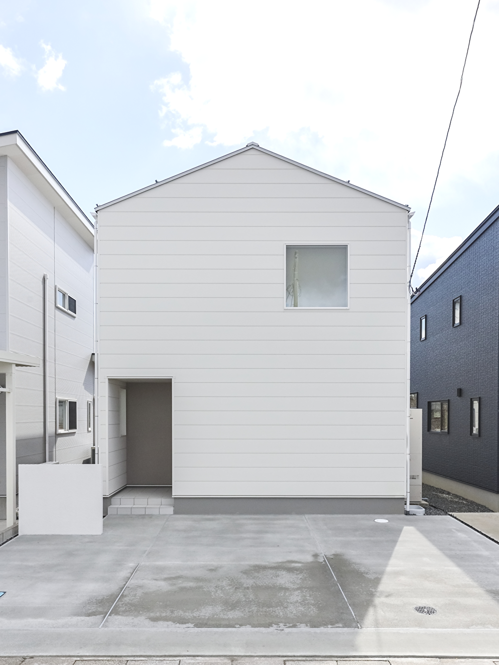 杉菜モデルハウス「素朴で上質な三角屋根の家」